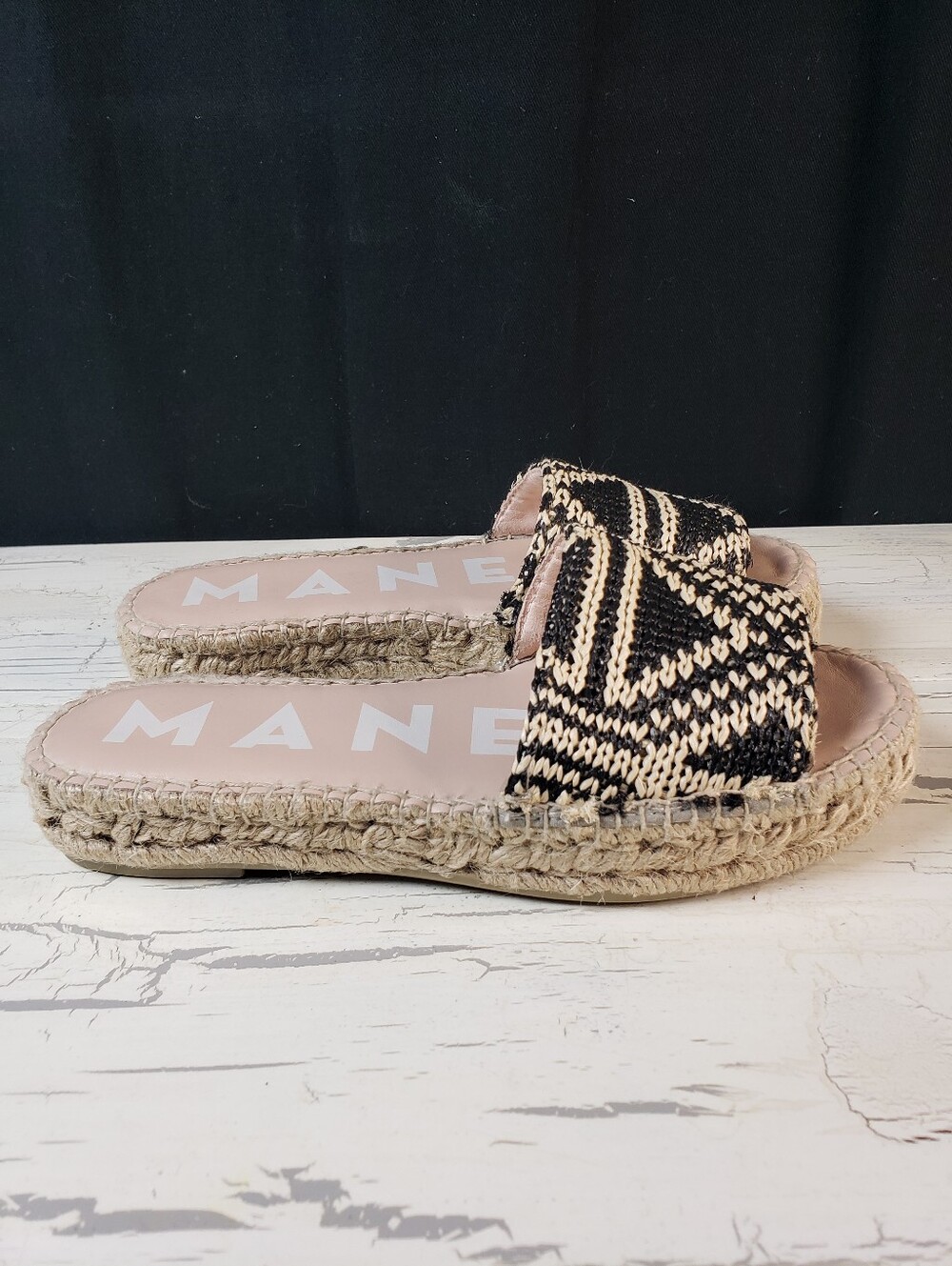 Manebi 'Yucatán' Raffia Double Sole Slide/ Sandals - Women's size 7 US / 37 Euro